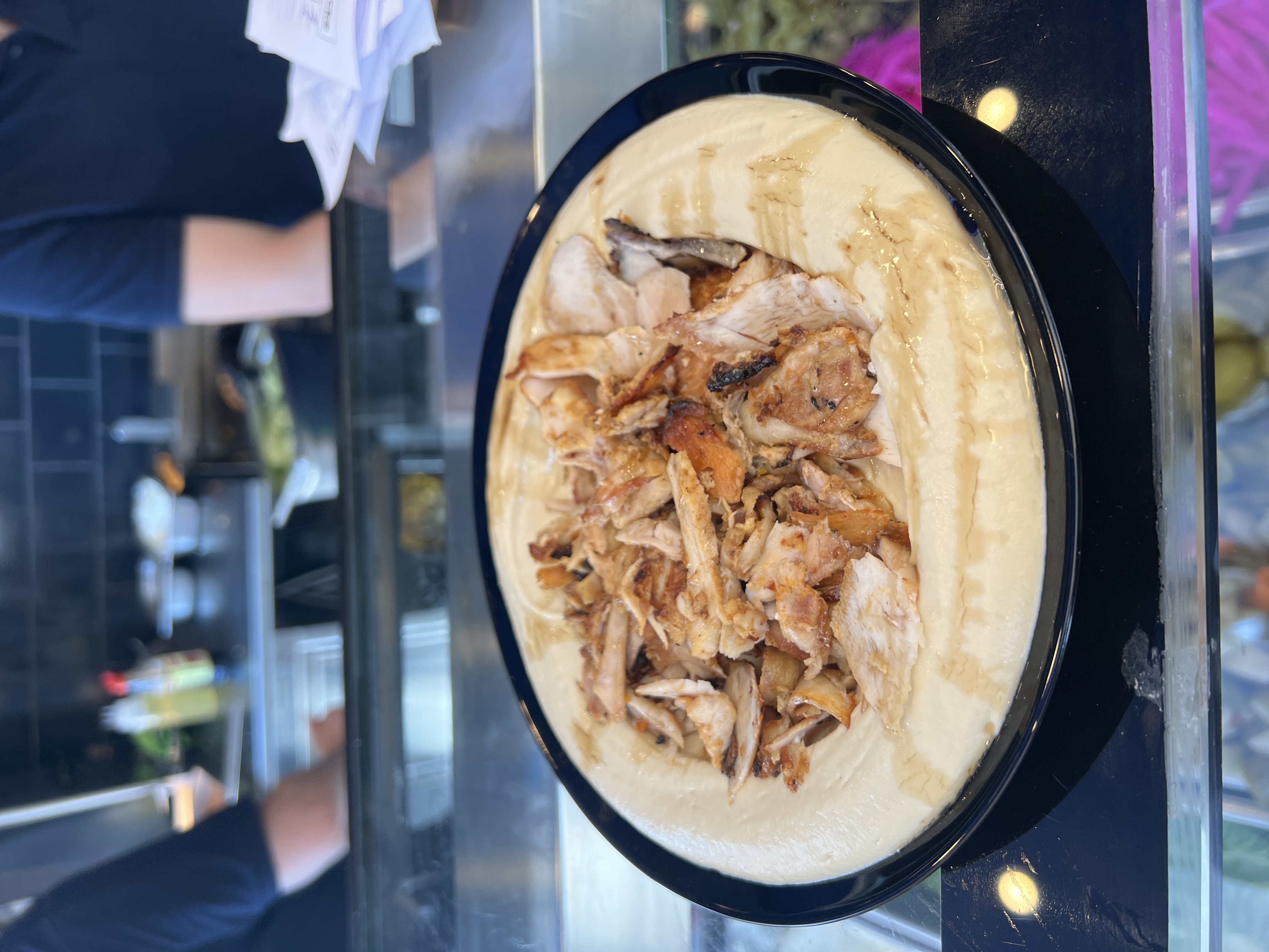 Hummus mit Hackfleisch oder Shawarma
